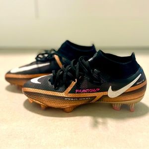 Nike Phantom GT2 Firm Ground Cleats (Youth Sz 6.5)